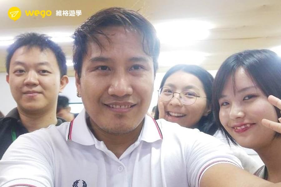 SMEAG菲律賓語言學校 – 老師合照 SMEAG菲律賓語言學校 - 老師合照