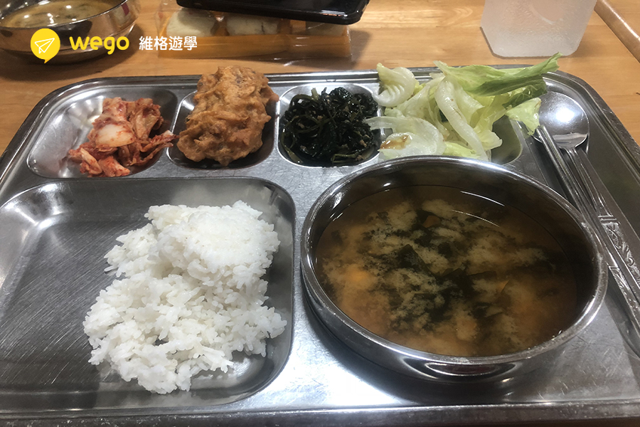 學校自助式餐點