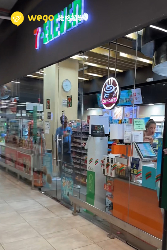 宿霧機場國內線7-11便利商店