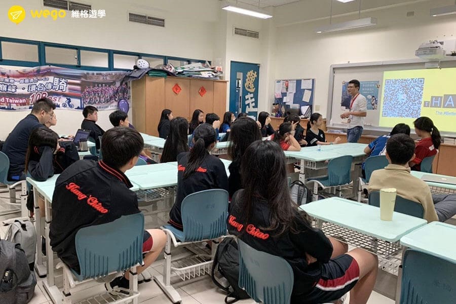 康橋國際學校演講-職涯探索日-講課中